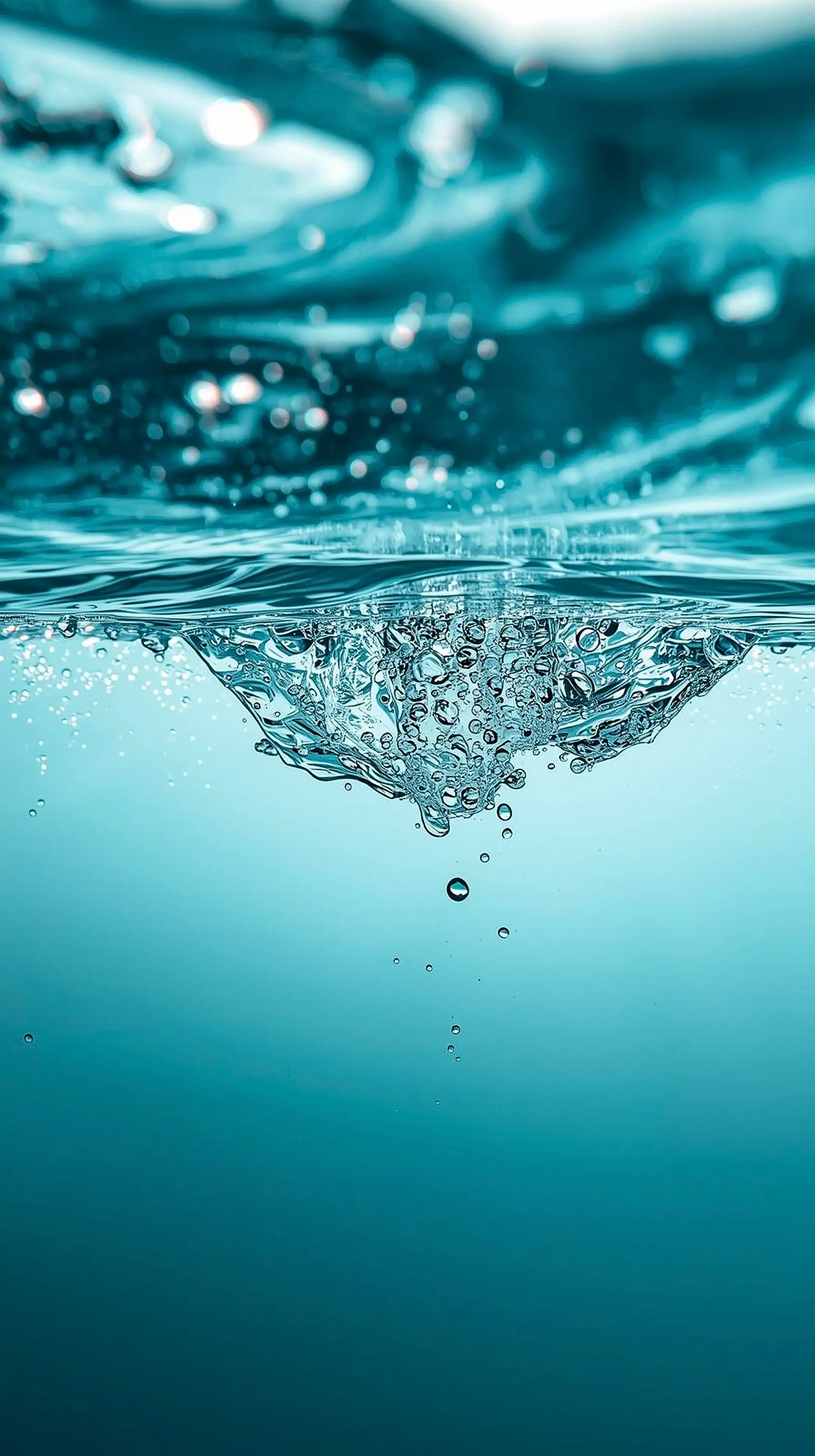 4k wallpaper for mobile Crystal Clear Teal Water Bubbles & Ripples, Underwater Macro with Deep Blue Cyan Glow and Serene