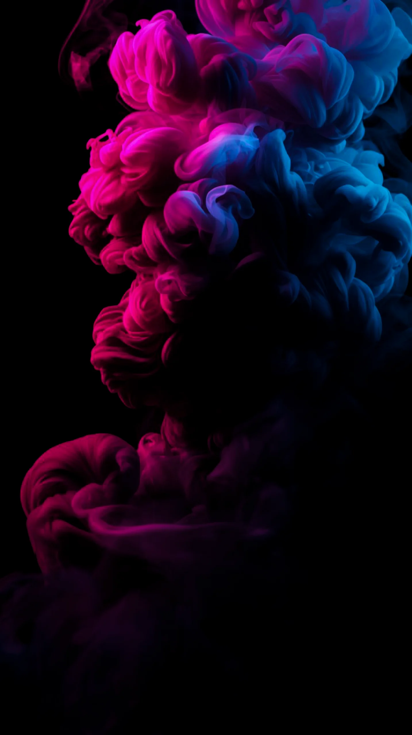 Vibrant pink and blue smoke AMOLED wallpaper 4K for mobile. Ideal iPhone wallpaper 4K, 4K wallpaper for phone, cute 4K