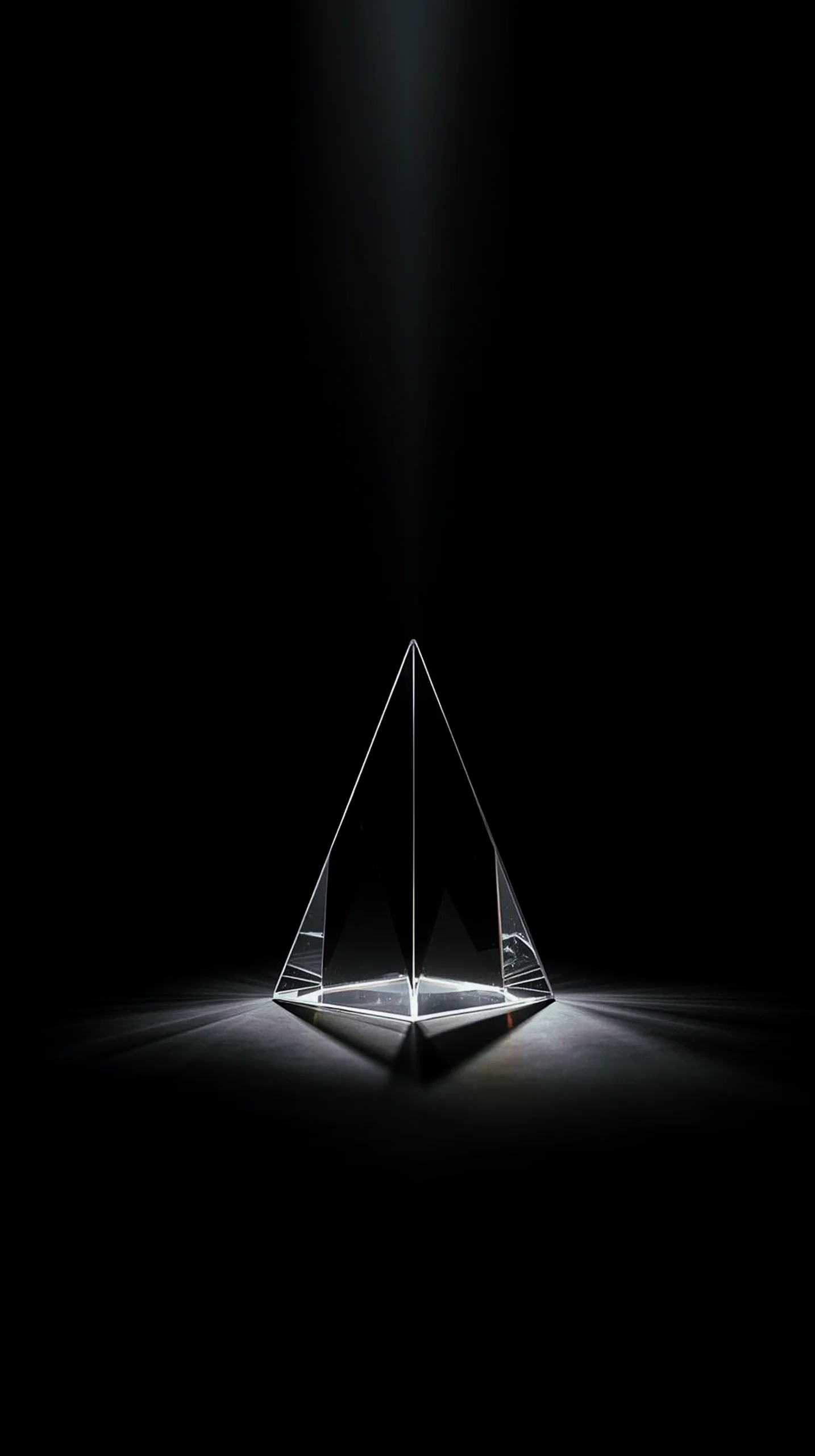 Minimalist glass pyramid AMOLED wallpaper 4k for mobile, ideal as an iphone wallpaper 4k or 4k iphone background.